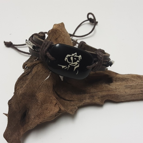 STAFFORDSHIRE TERRIER LEATHER BRACELET - Picture 1 of 4